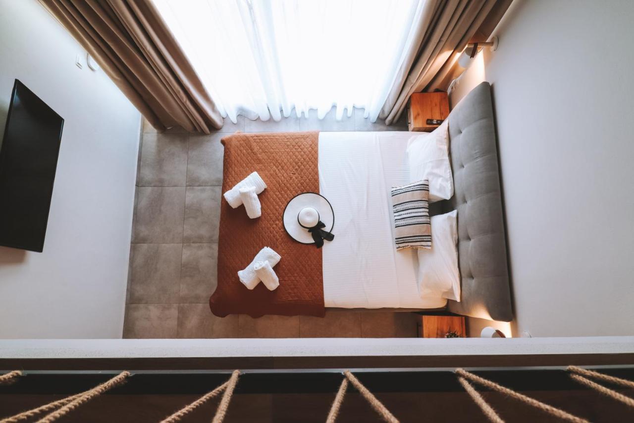Sithon Diamond Suites Nikíti Kültér fotó