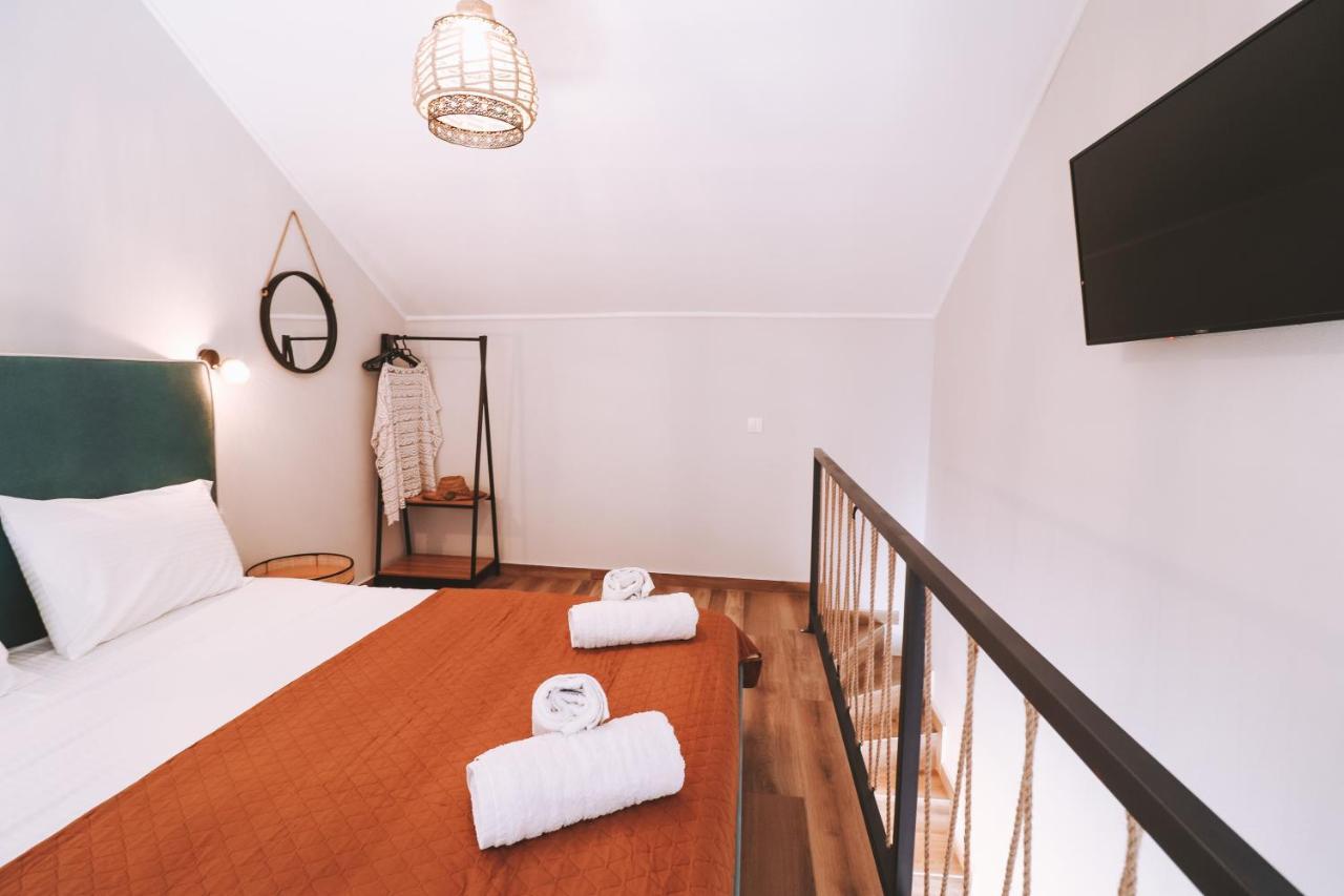 Sithon Diamond Suites Nikíti Kültér fotó
